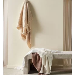 Linen House Sales Store -Linen House Sales Store unnamed file 1296