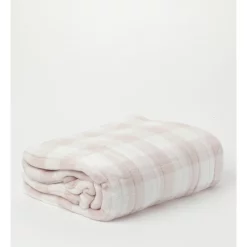 Linen House Sales Store -Linen House Sales Store unnamed file 1308